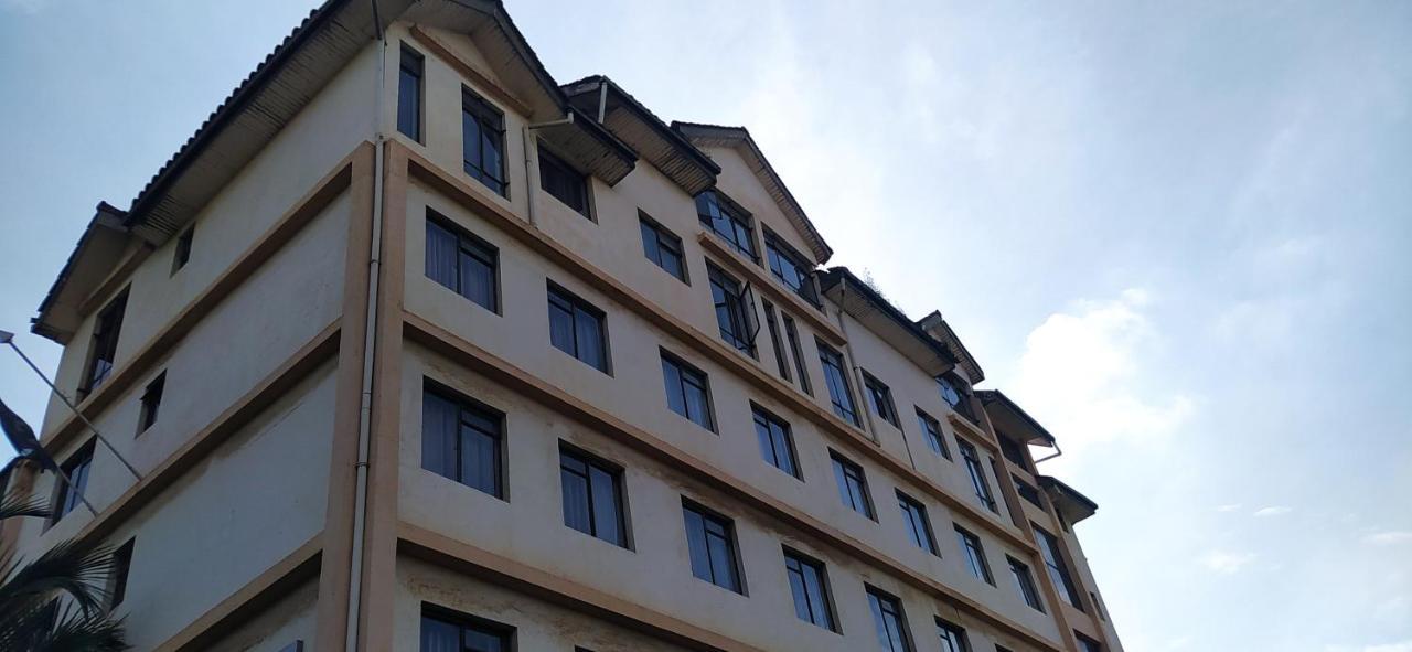 Plus254 Hotel Nairobi Exterior photo