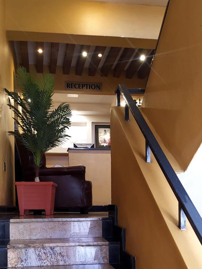 Plus254 Hotel Nairobi Exterior photo